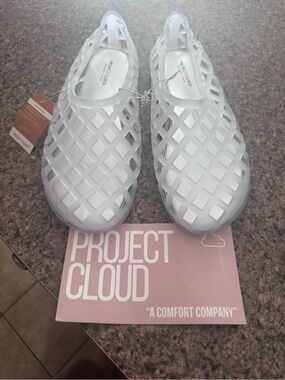 Project Cloud Women’s White Jelly Slip-On Shoes